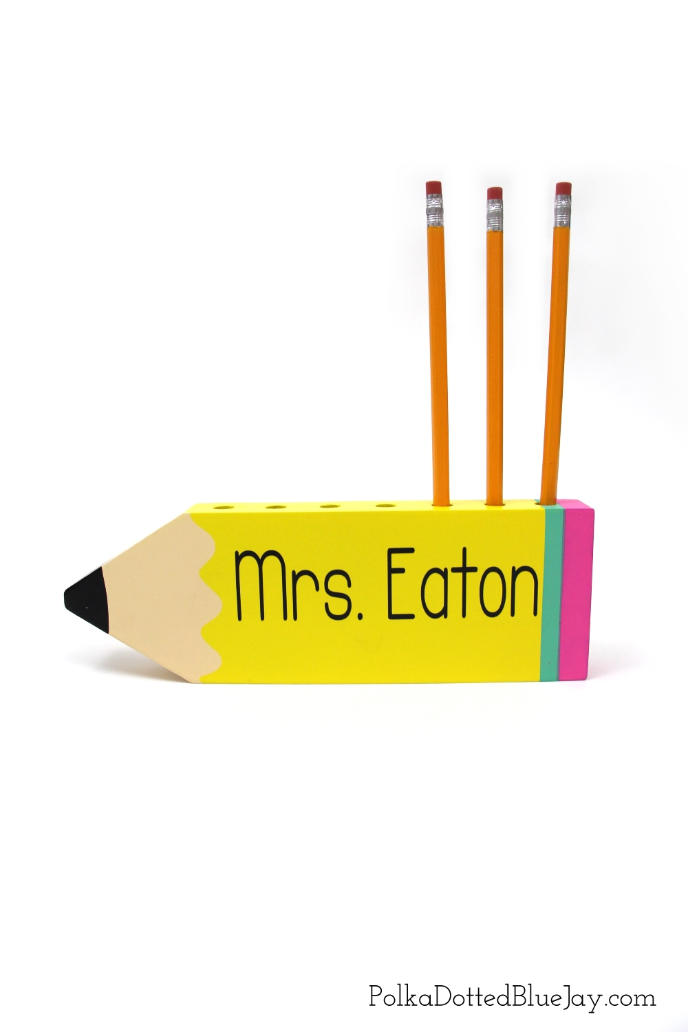 Click here to read this easy tutorial for a DIY Teacher Pencil that you can make for back to school.