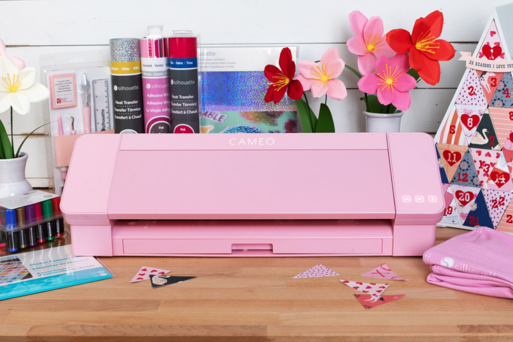 Grab a Silhouette Cameo 4 promo code and save on your new crafting machine. 