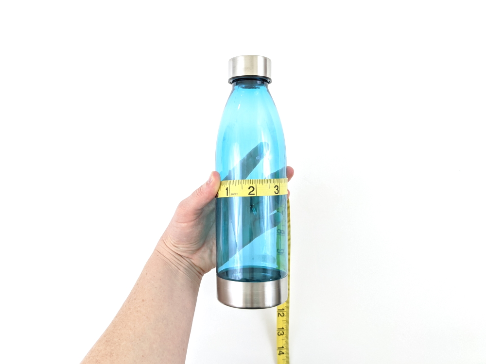 Thank goodness for stylists who will be able to save us from all these new bangs, wife-haircuts, and the hair that hasn’t been cut at all. Make this hair stylist water bottle as a thank you gift for your next hair appointment. Click here to see the whole tutorial. 
