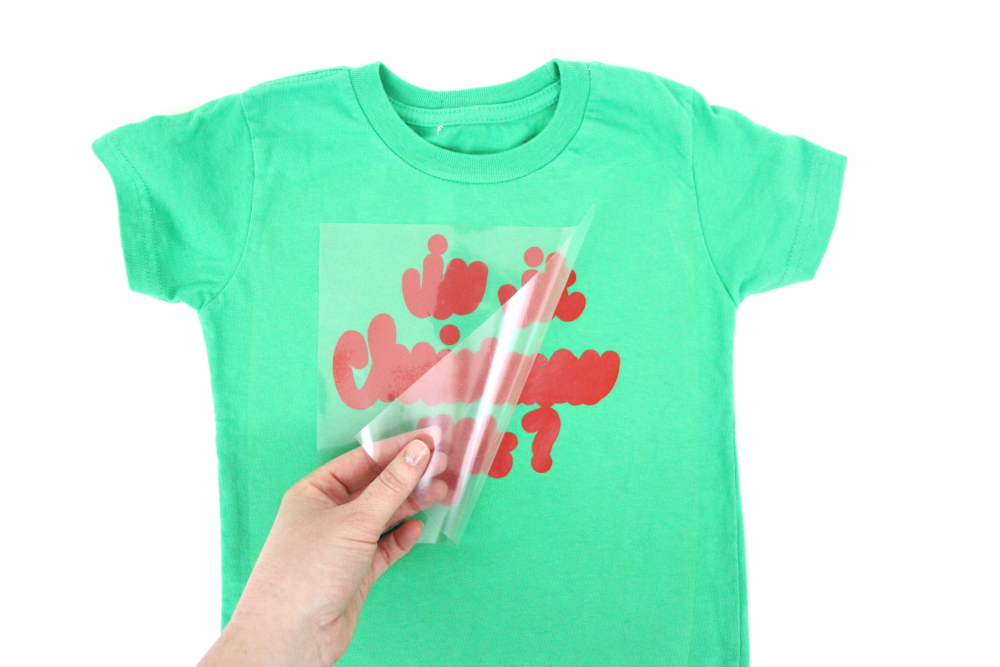 Step-by-step tutorial to make an Is It Christmas Yet? tshirt with a free cut file.