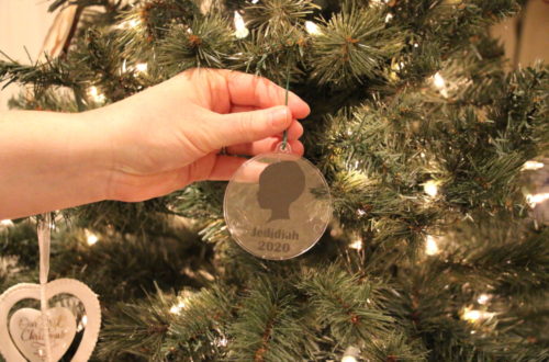 Create a Keepsake Silhouette Christmas Ornament by following this step-by-step tutorial. Click here to see more.